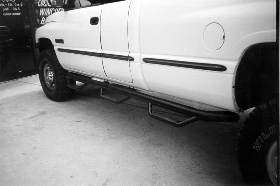 2001 dodge ram 2500 nerf bars